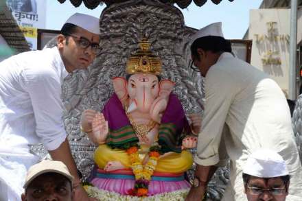 गणेश उत्सव मंडळांची अन्न सुरक्षा कायद्याकडे पाठ!