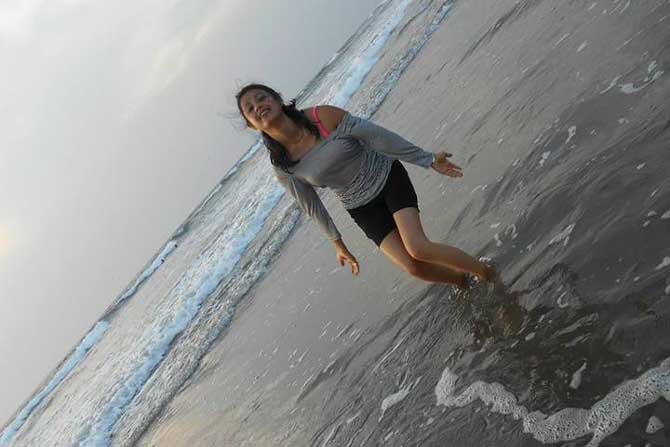 हिमाचल चित्रपटांमध्ये काम करणारी अभिनेत्री रिचा धिमान ही तिच्या राहत्या घरी शुक्रवारी मृतावस्थेत आढळली. 