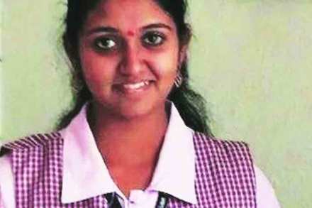 ‘आर्ची’ने शाळा सोडली!