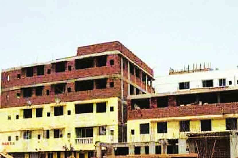 बेकायदा बांधकामांचा ‘रिंगरूट’ला अडथळा