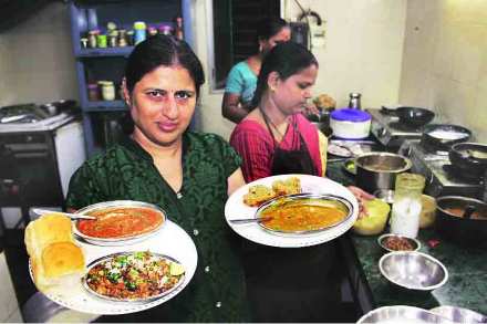 खाऊखुशाल : अस्सल सीकेपी चवीची ‘जिव्हा’भेट खाऊखुशाल : अस्सल सीकेपी चवीची ‘जिव्हा’भेट