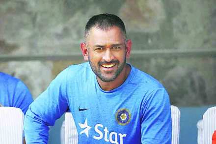 loksatta, marathi news paper, news paper, news online, marathi news, marathi news online, newspaper, news, latest news in marathi, current news in marathi,sport news in marathi, bollywood news in marathi, mahendra singh dhoni maxx mobile company delhi high court