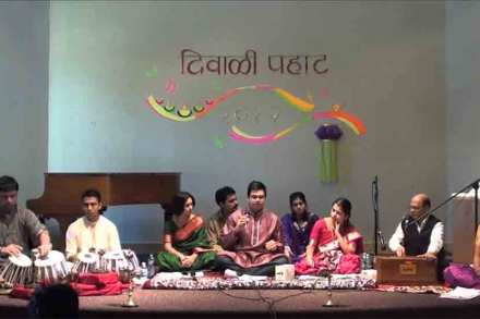 ‘दिवाळी पहाट’चे बदलते सूर