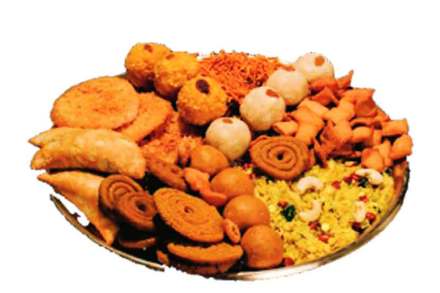 भडकलेल्या डाळींमुळे तयार फराळही ‘तिखट’