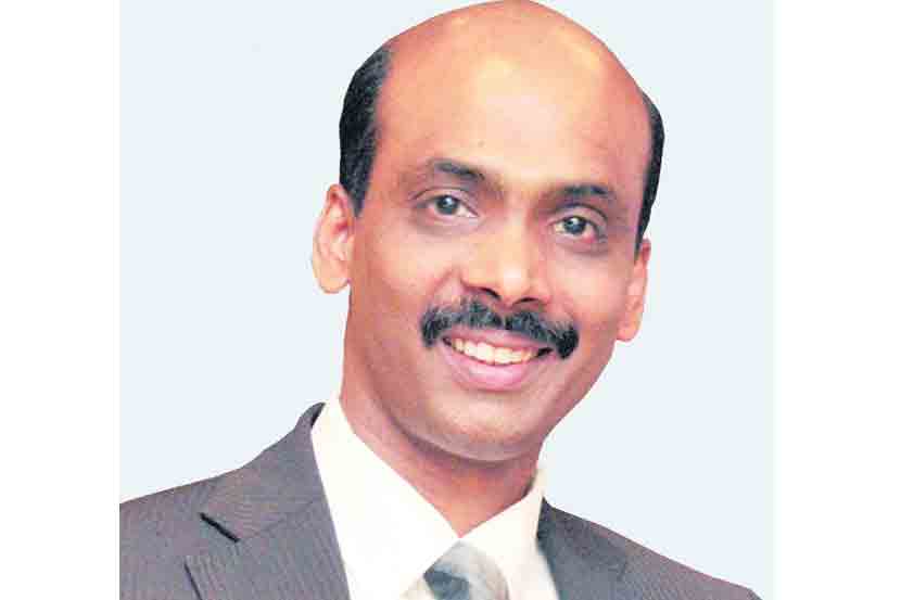 सुलभ वित्त सहाय्यावर ऑफलाइन शॉपिगचीही मदार
