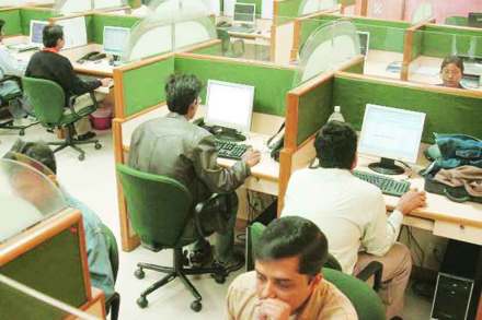 आयटी क्षेत्रावर चिंतेचे सावट