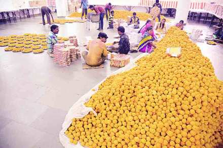 खाऊखुशाल : ‘दहा दिवसांची फॅक्टरी’