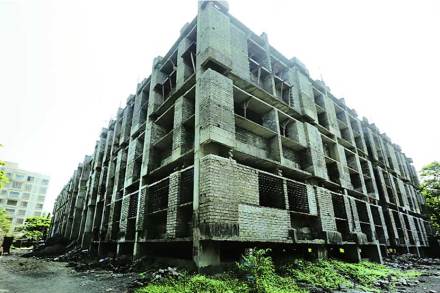 रुग्णालयाआधीच २० लाखांची शवकपाटे