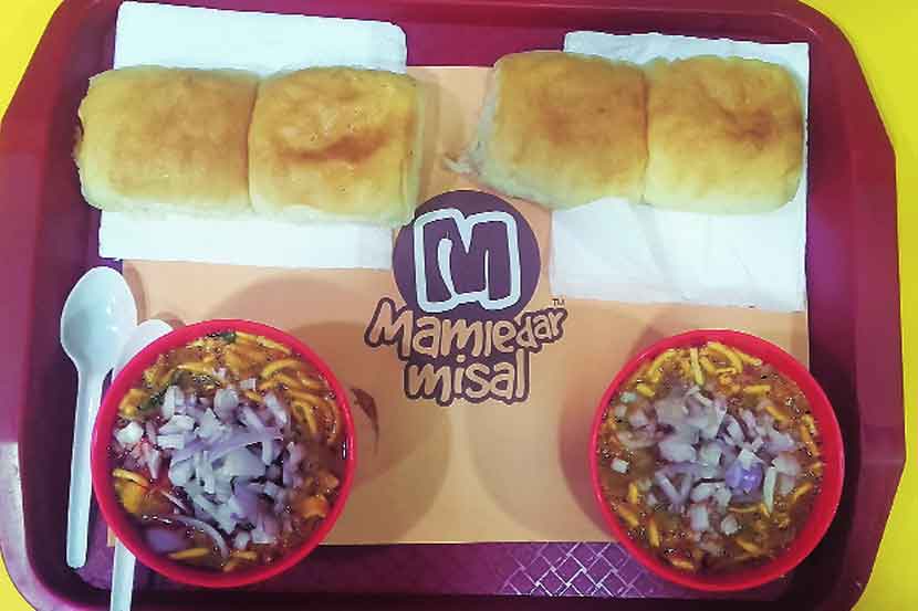 खाऊखुशाल : मामलेदार मिसळीचा ऐरोलीत तडका