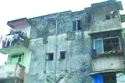 पाच हजार इमारतींचा तातडीने पुनर्विकास आवश्यक!