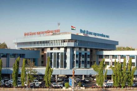 निवडणुकीच्या रिंगणात कोणाला उतरवणार..?
