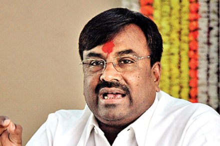 अर्थमंत्री सुधीर मुनगंटीवार