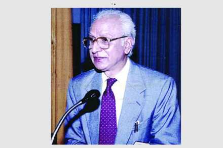 डॉ. त्रिलोक नाथ खोशू डॉ. त्रिलोक नाथ खोशू