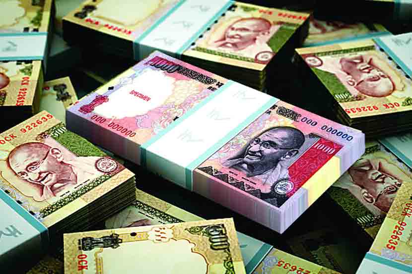 लाचेतल्या नोटांबाबत अधिकाऱ्यांना संभ्रम लाचेतल्या नोटांबाबत अधिकाऱ्यांना संभ्रम