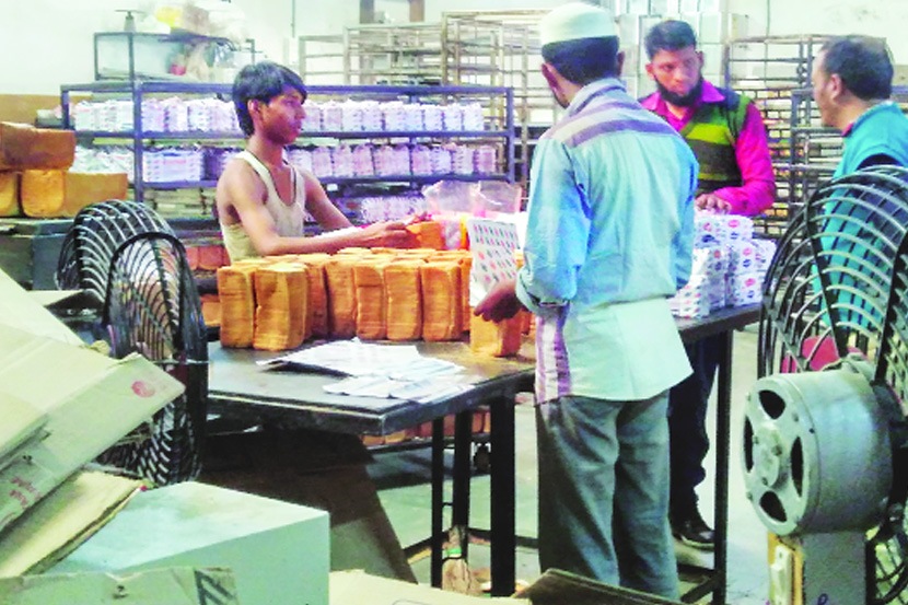 रोटी, ब्रेड आणि पाव महागले