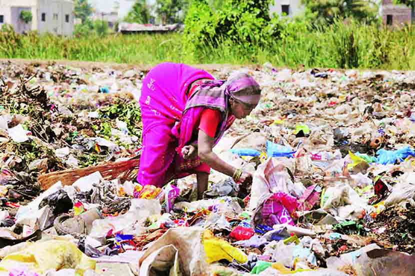 चलनकल्लोळाचा कचरावेचकांनाही चटका