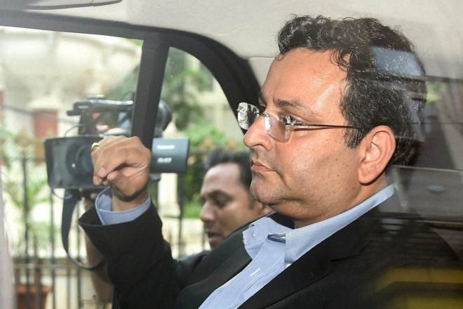 शनी शिंगणापूरला जाऊन सायरस मिस्रींनी शनीला अभिषेक करुन पूजा केली. (संग्रहित छायाचित्र)