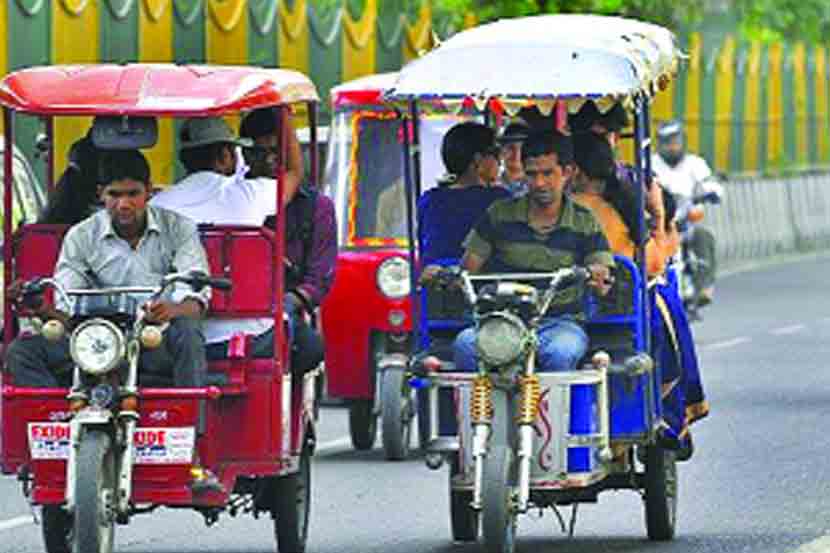 नियमबाह्य़ ई-रिक्षांवर सात दिवसांनी कारवाई होणार