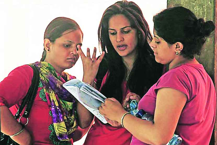 यूपीएससीची तयारी : भावना का महत्त्वाच्या?