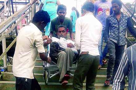 अपंगांचा रेल्वे प्रवासही खडतर
