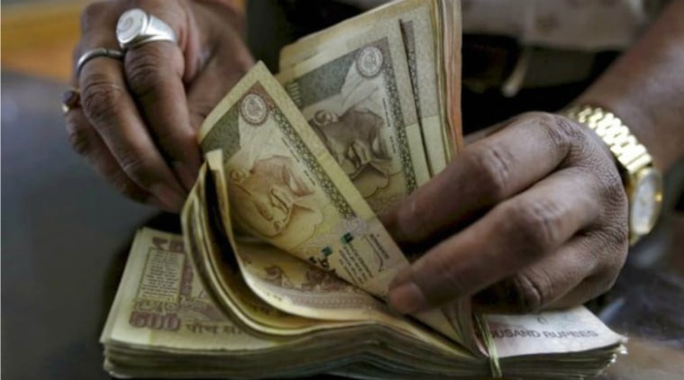 old 500 and 1000 notes , old notes seized