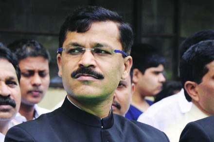 Pune , पुणे परिवहन मंडळ , PMPML chief , Tukaram Mundhe , suspend officers , Loksatta, Loksatta news, Marathi, Marathi news