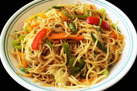 Hakka Noodles, हक्का नूडल्स रेसिपी Hakka Noodles, हक्का नूडल्स रेसिपी