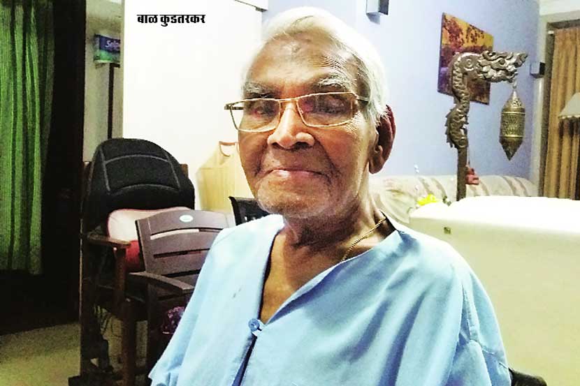 आकाशवाणीचा  आधारवड