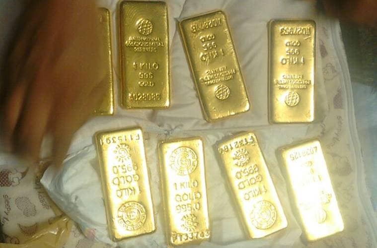 Indira Gandhi airport , 16 kg gold found in diapers , Crime, smuggling , Loksatta, Loksatta news, Marathi news
