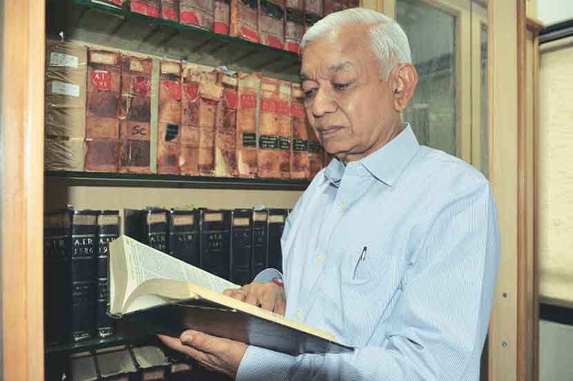 नामवंतांचे बुकशेल्फ : वाचनातूनच नेतृत्वगुणाची खरी कमाई