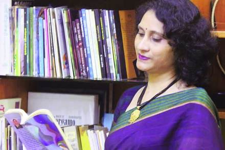 नामवंतांचे बुकशेल्फ : पुस्तकांमुळे स्वत:ची ओळख गवसली