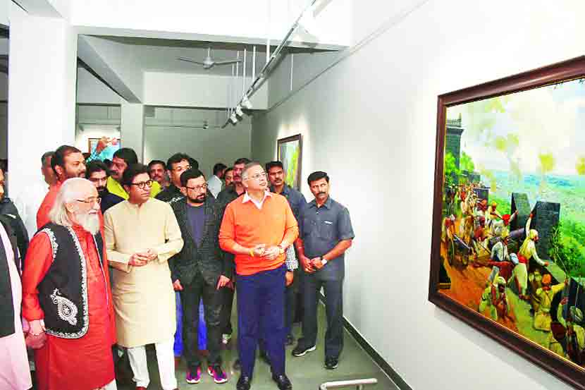 नाशिक येथे उभारण्यात आलेल्या शिवसेनाप्रमुख बाळासाहेब ठाकरे स्मारकात पाहणी करताना मनसेचे अध्यक्ष राज ठाकरे व शिवशाहीर बाबासाहेब पुरंदरे.