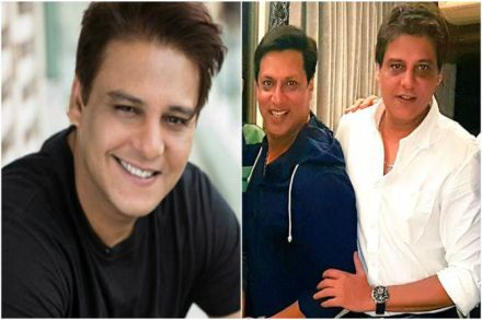 दिग्दर्शन मधूर भंडारकर यांनी रिझवी यांच्या सोबतचा एक फोटो शेअर केला आहे.