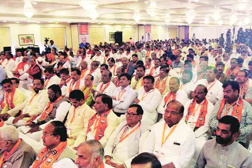 भाजप प्रदेश कार्य समितीची बैठक गुरुवारी ठाणे येथे झाली. (छाया-दीपक जोशी)