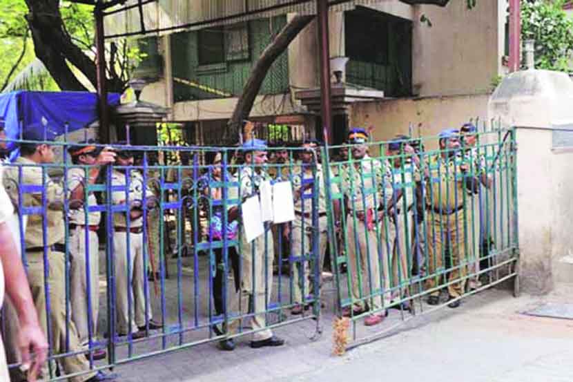 सेनेत कुटुंबकल्याण कलह!