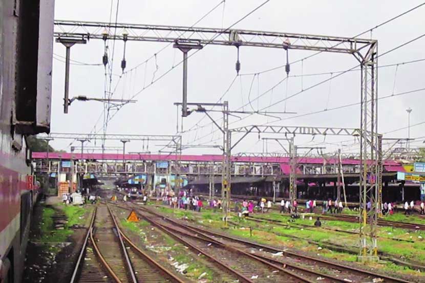 कल्याण स्थानकात ४ नवे फलाट