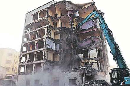 शहरबात- नवी मुंबई : ‘२१व्या शतकातील’ नव्हे, बेकायदा बांधकामांचे शहर शहरबात- नवी मुंबई : ‘२१व्या शतकातील’ नव्हे, बेकायदा बांधकामांचे शहर