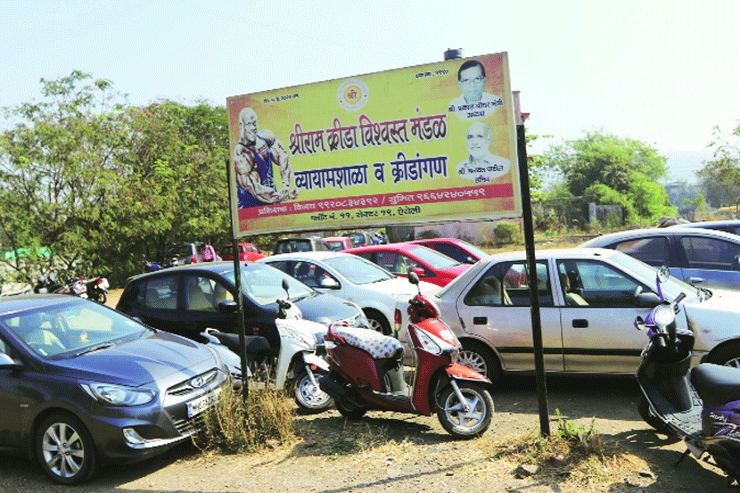 पार्किंगचा पेच : ऐरोली, दिघ्यात पार्किंगसाठी जागेचा अभाव