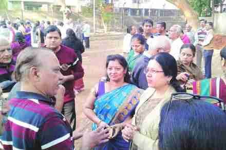 काय चाललंय..? : वर्चस्व प्रस्थापित करण्याची लढाई