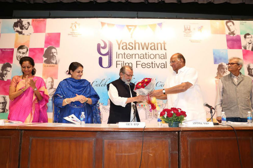 शरद पवार, पंकज कपूर