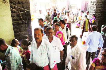 दाखले, सवलतींसाठी अपंगांची परवड दाखले, सवलतींसाठी अपंगांची परवड