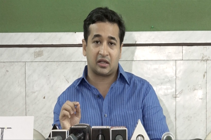 Nitesh Rane , Sanjay Nirupam , MNS attack , Sanjay Nirupam , MNS again target congress office in Mumbai bandra , Raj Thackeray , Loksatta, Loksatta news, Marathi, Marathi news