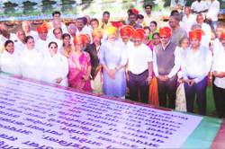 जगातील सर्वात मोठय़ा पुस्तकाची जयसिंगपूरमध्ये निर्मिती