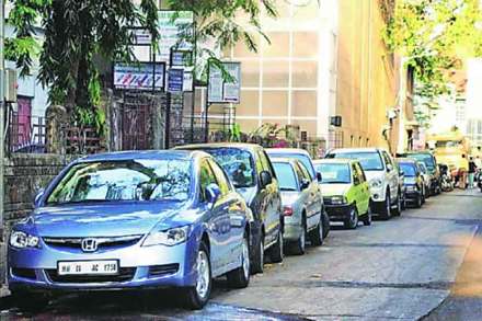 शहरबात : वाहनतळ धोरण – औषध हवे की शस्त्रक्रिया?