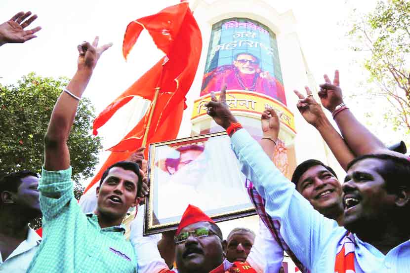 शिवसेनाभवन भगवामय