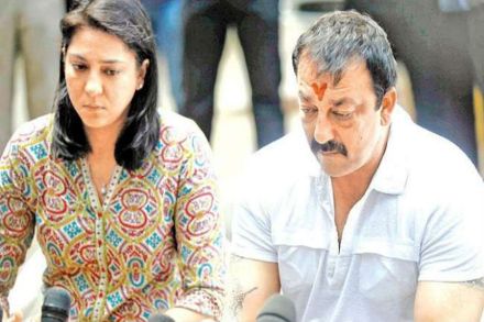 संजय दत्त आणि प्रिया दत्त