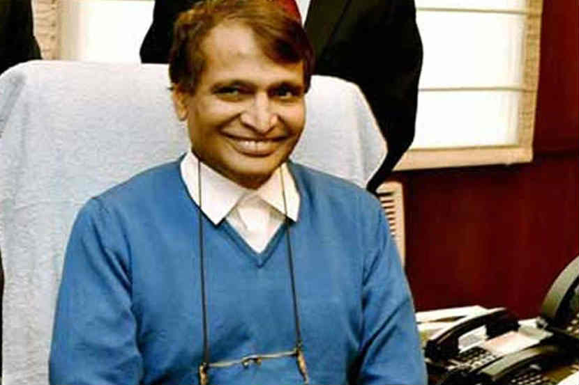 रेल्वेमंत्री सुरेश प्रभू