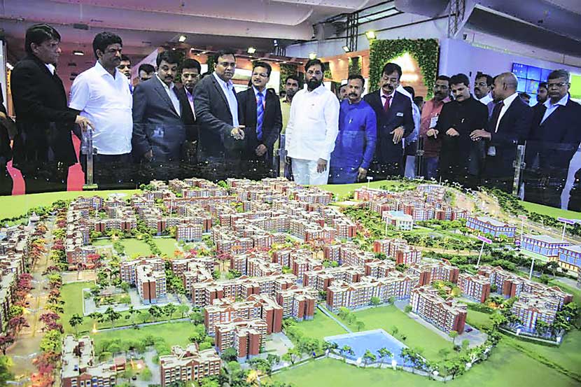 मालमत्ता प्रदर्शनात मालामालांसाठीच घरे!