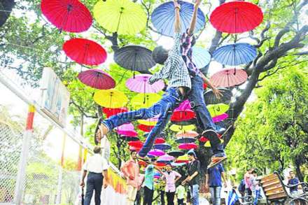 शहरबात : निवडणूक संपली, करमणूक सुरूच!