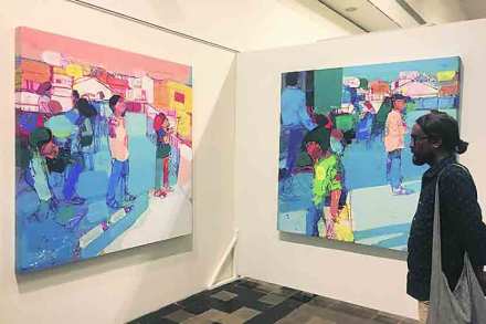 ‘बरोडा मार्च’ प्रदर्शनातील उदय मोंडल यांची चित्रे ‘बरोडा मार्च’ प्रदर्शनातील उदय मोंडल यांची चित्रे